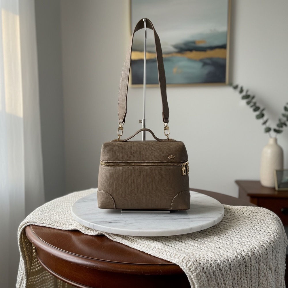 Stylish Tan Shoulder Bag